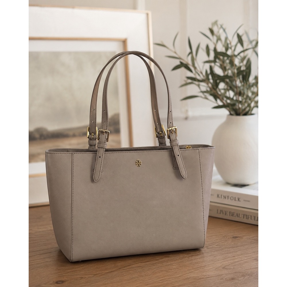 Tory Burch Emerson Tote Bag Taupe Gray Saffiano Leather Gold Hardware Top Zip